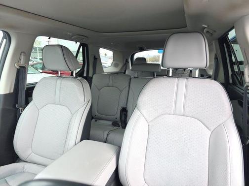 2023 Honda Pilot AWD Elite