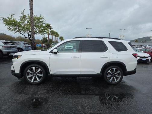 2023 Honda Pilot AWD Elite