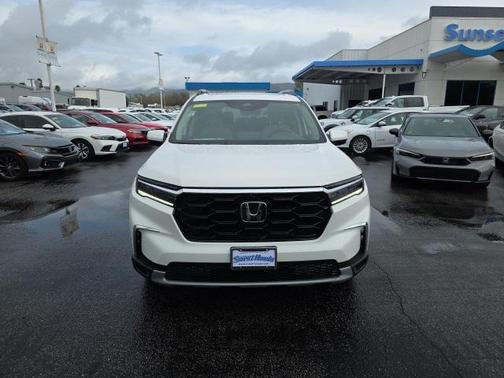 2023 Honda Pilot AWD Elite