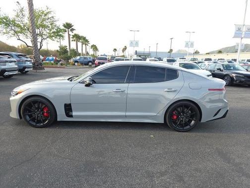 2023 Kia Stinger GT2
