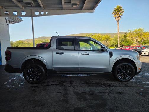 Silver Metallic 2024 Ford Maverick Lariat