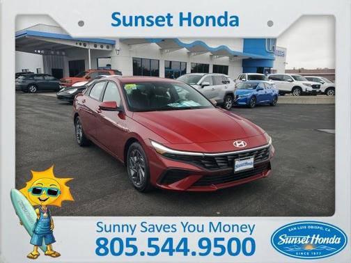 2024 Hyundai ELANTRA SEL