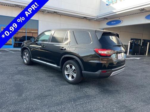 2023 Honda Pilot 2WD EX-L 8 Passenger