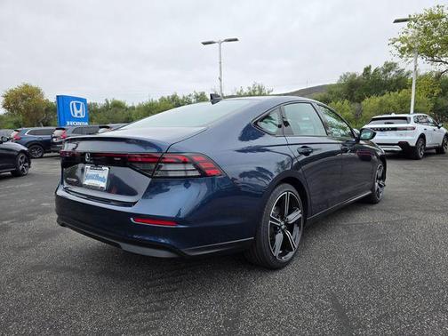 Canyon River Blue Metallic 2026 Honda Accord SE