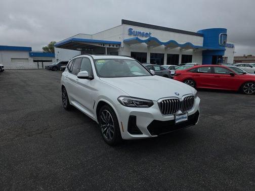 Mineral White Metallic 2022 BMW X3 sDrive30i