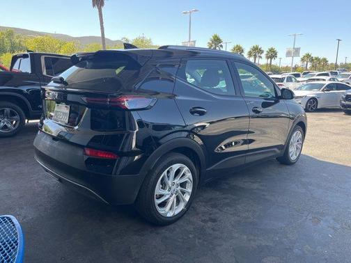 Mosaic Black Metallic 2023 Chevrolet Bolt EUV FWD LT