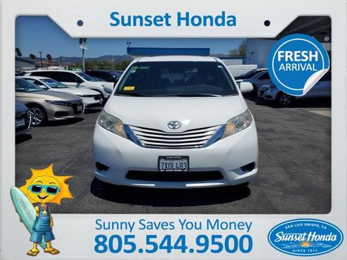 2016 Toyota Sienna LE