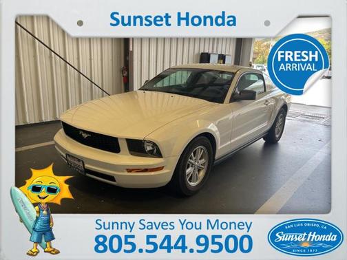 2005 Ford Mustang Deluxe