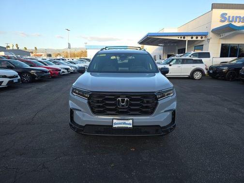 2023 Honda Pilot AWD Sport