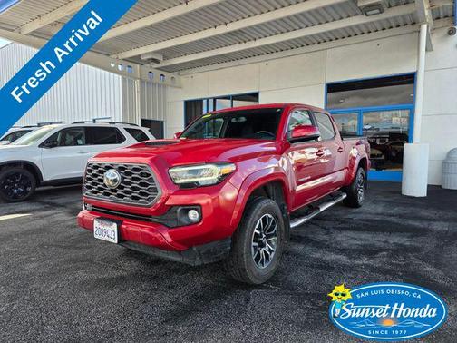 Barcelona Red Metallic 2022 Toyota Tacoma TRD Sport