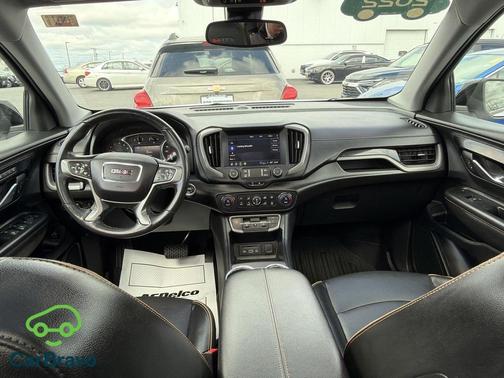 Summit White 2022 GMC Terrain AWD AT4