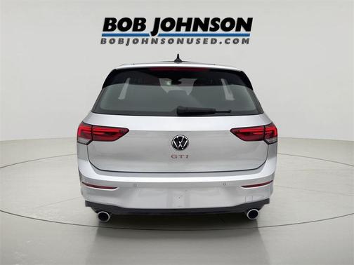 2024 Volkswagen Golf GTI 2.0T SE DSG