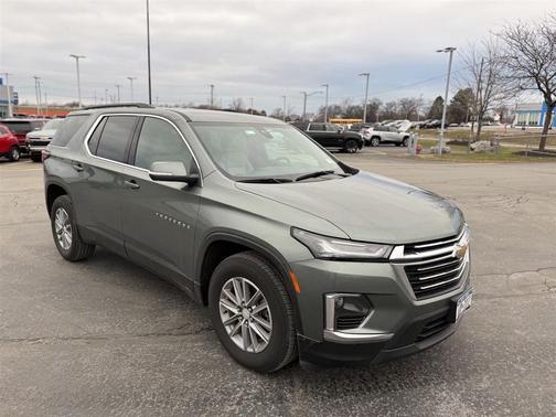 2023 Chevrolet Traverse LT Leather