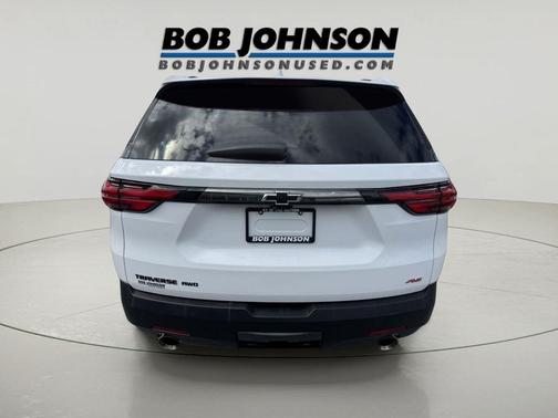 Summit White 2023 Chevrolet Traverse RS