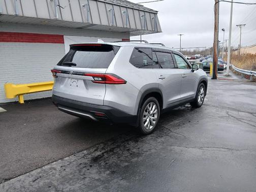 Celestial Silver Metallic 2024 Toyota Grand Highlander Limited