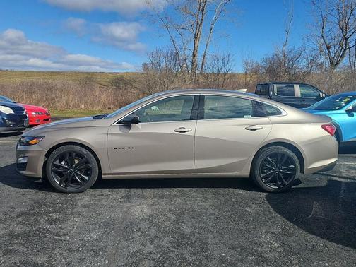 Mineral Gray Metallic 2024 Chevrolet Malibu FWD 1LT
