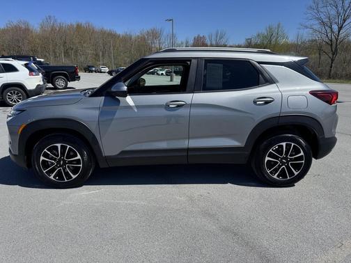 Sterling Gray Metallic 2025 Chevrolet Trailblazer LT
