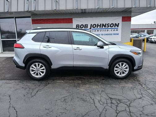 Sonic Silver 2023 Toyota Corolla Cross LE