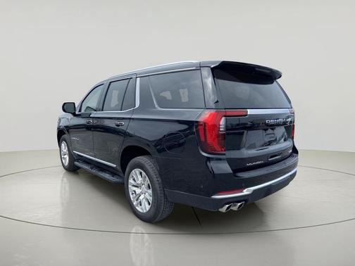 Onyx Black 2025 GMC Yukon Denali