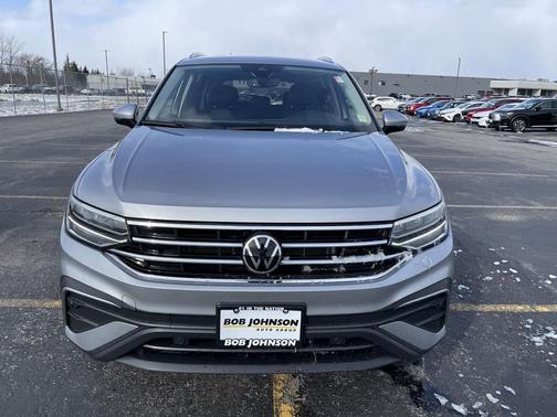 2023 Volkswagen Tiguan 2.0T SE 4MOTION