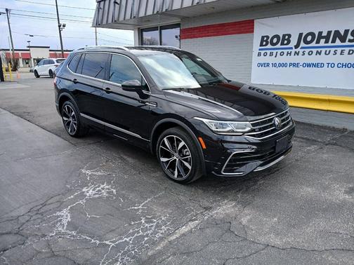 2023 Volkswagen Tiguan 2.0T SEL R-Line 4MOTION