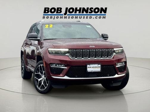 2022 Jeep Grand Cherokee Summit