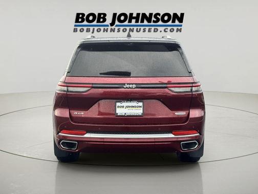 2022 Jeep Grand Cherokee Summit