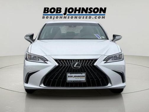 2024 Lexus ES 300h Base