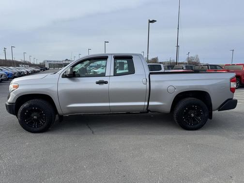 2014 Toyota Tundra SR
