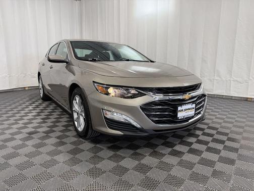 Mineral Gray Metallic 2025 Chevrolet Malibu FWD 1LT