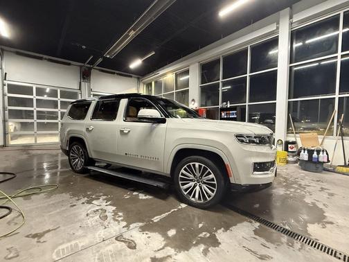 2022 Jeep Grand Wagoneer Series III 4x4