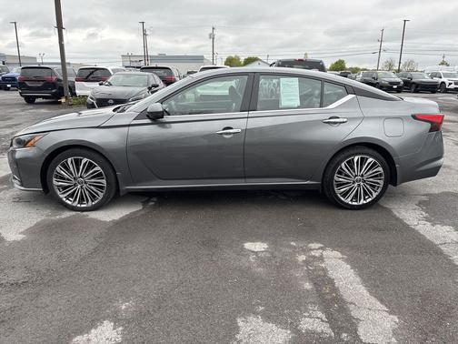 GY 2024 Nissan Altima Platinum