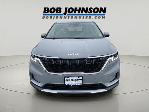 2023 Kia Carnival EX