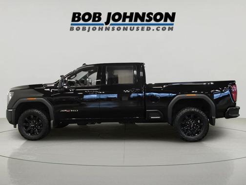 2024 GMC Sierra 2500 AT4