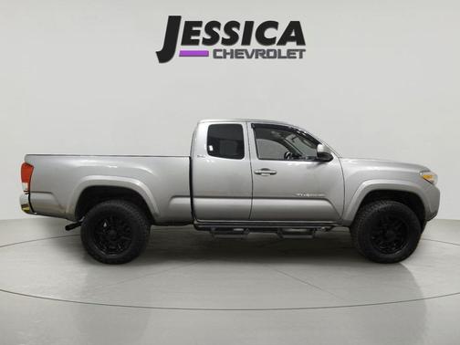 2016 Toyota Tacoma SR5