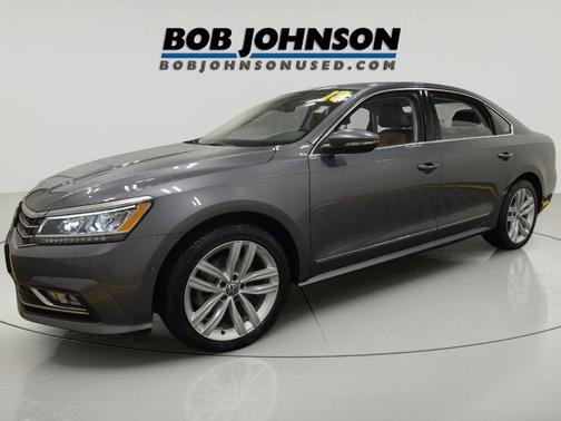 2018 Volkswagen Passat 2.0T SEL Premium