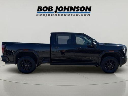 Onyx Black 2024 GMC Sierra 2500 AT4
