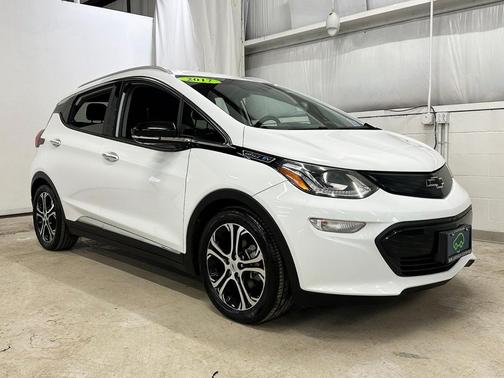 Summit White 2017 Chevrolet Bolt EV Premier