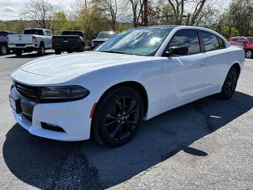 White Knuckle Clearcoat 2021 Dodge Charger SXT