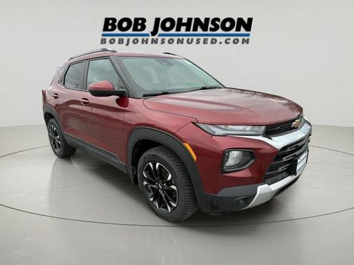Crimson Metallic 2022 Chevrolet Trailblazer LT