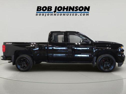 Black 2017 Chevrolet Silverado 1500 2LT
