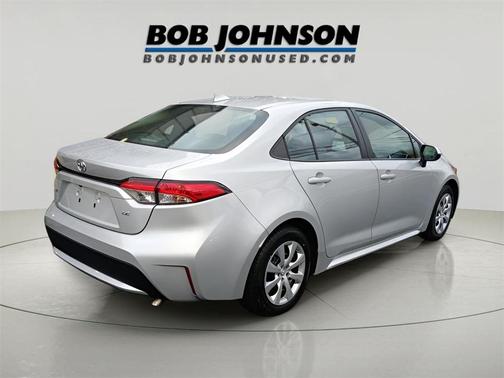 Classic Silver Metallic 2022 Toyota Corolla LE