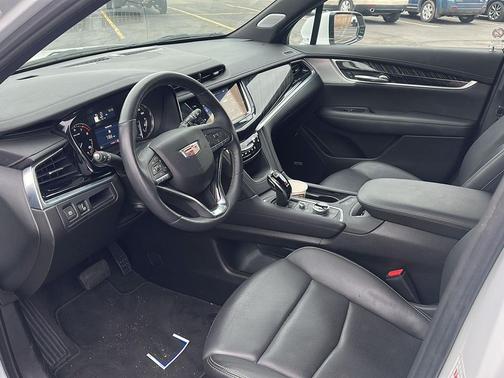 2025 Cadillac XT6 Premium Luxury AWD