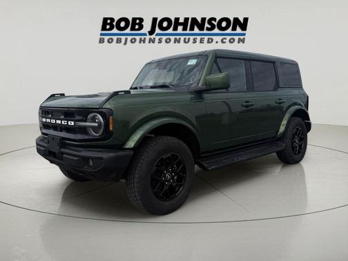 Eruption Green 2025 Ford Bronco Outer Banks
