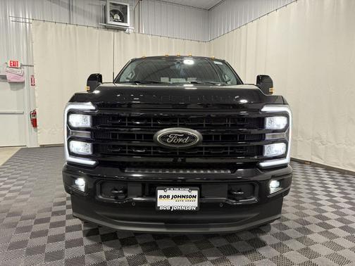 Agate Black Metallic 2024 Ford F-250 Lariat