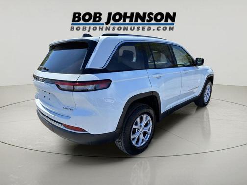 Bright White Clearcoat 2022 Jeep Grand Cherokee Limited