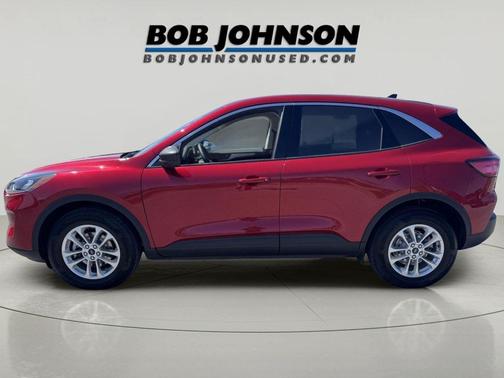 Rapid Red Metallic Tinted Clearcoat 2022 Ford Escape SE