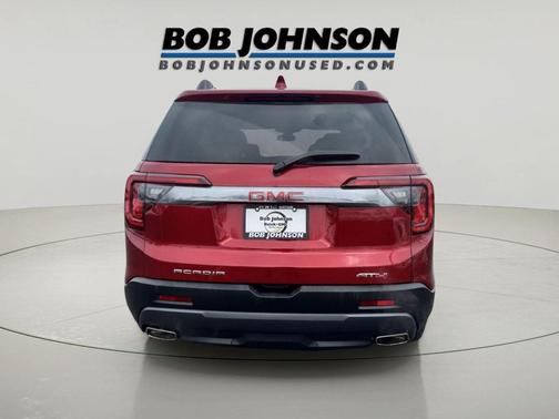 2023 GMC Acadia AWD AT4