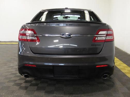 2017 Ford Taurus Limited