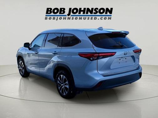 2020 Toyota Highlander Hybrid XLE